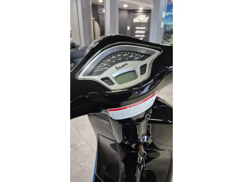 Vespa Primavera 150 2022