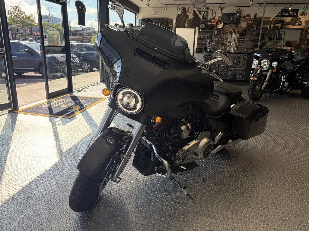 Harley-Davidson CVO Street Glide FLHXSE 2020