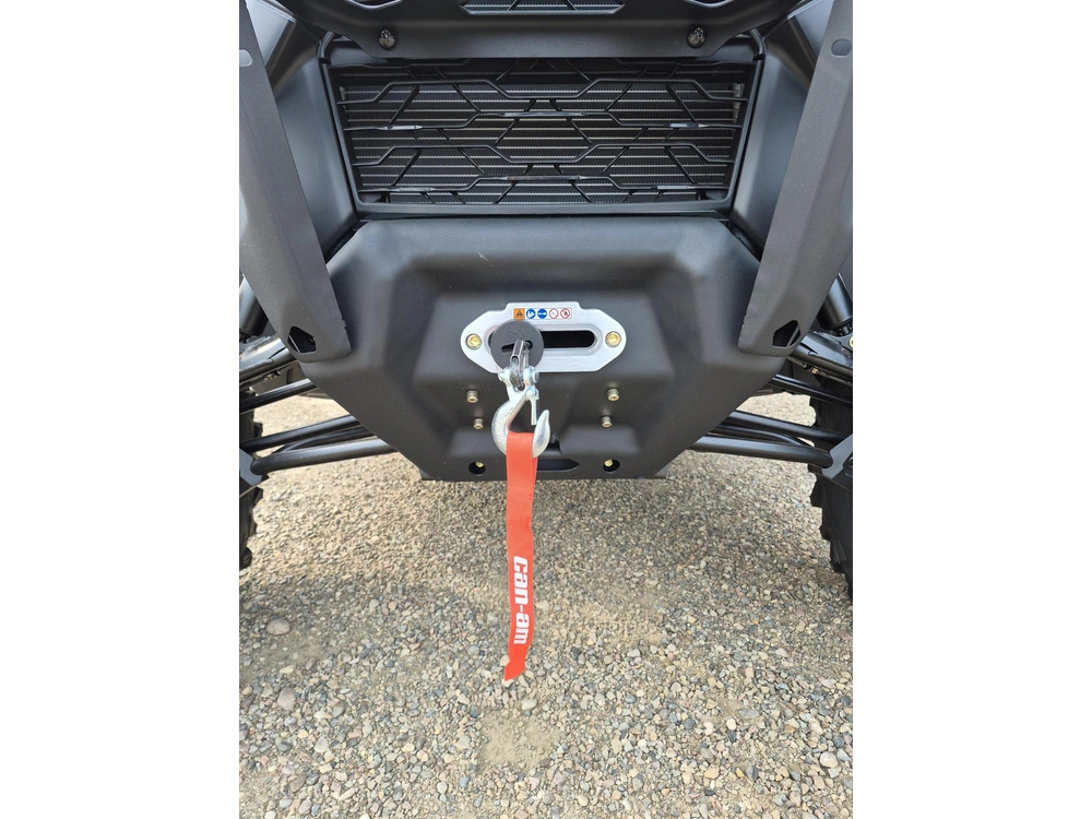 2026 Can-am Defender 6x6 Limited Cab Dusty Navy alt