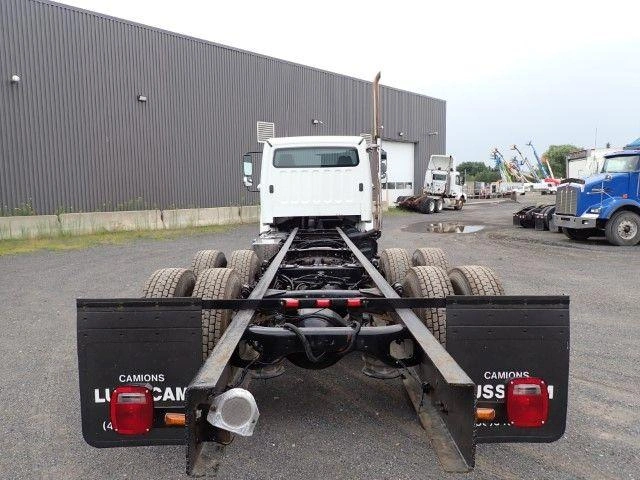 Freightliner M2-106 2013