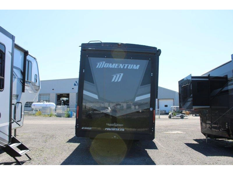 Grand Design Momentum 344m 2026 alt