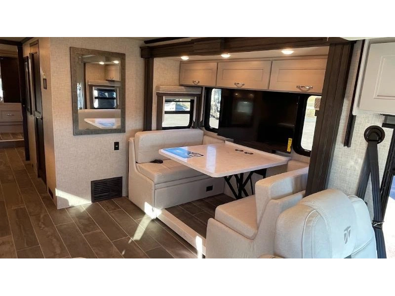 Thor Motor Coach Aria 3401 2023 alt