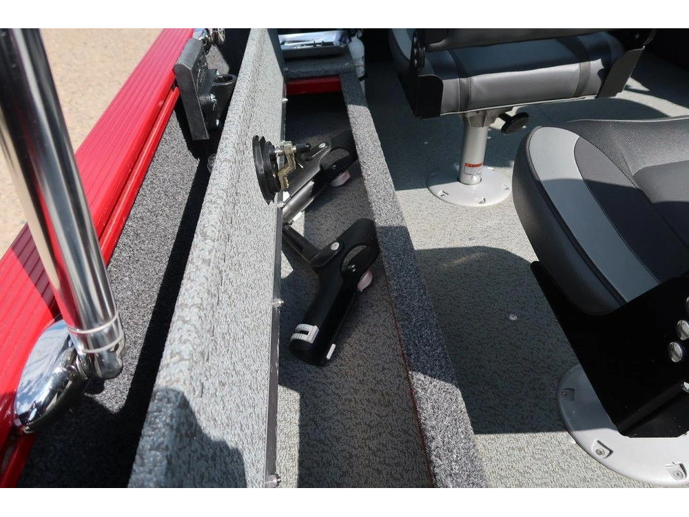 2021 Lund Boat Co 1650 Angler Ss alt
