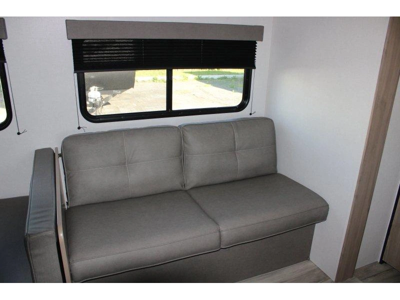 Keystone Rv Coleman 27b 2026 alt