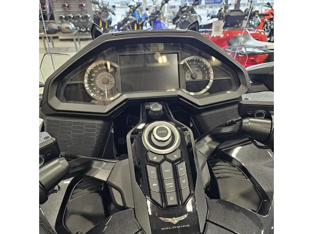 2026 Honda Goldwing Tour 6 Speed alt