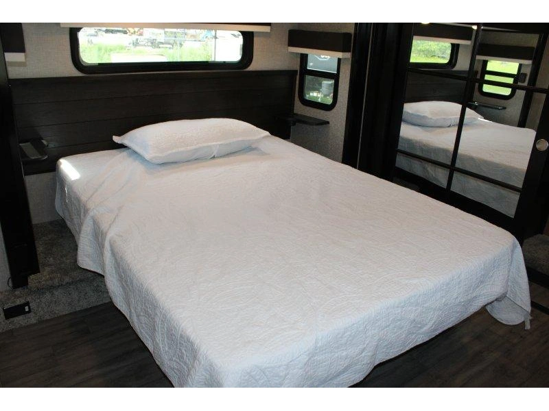 Jayco Pinnacle 36kpts 2022 alt