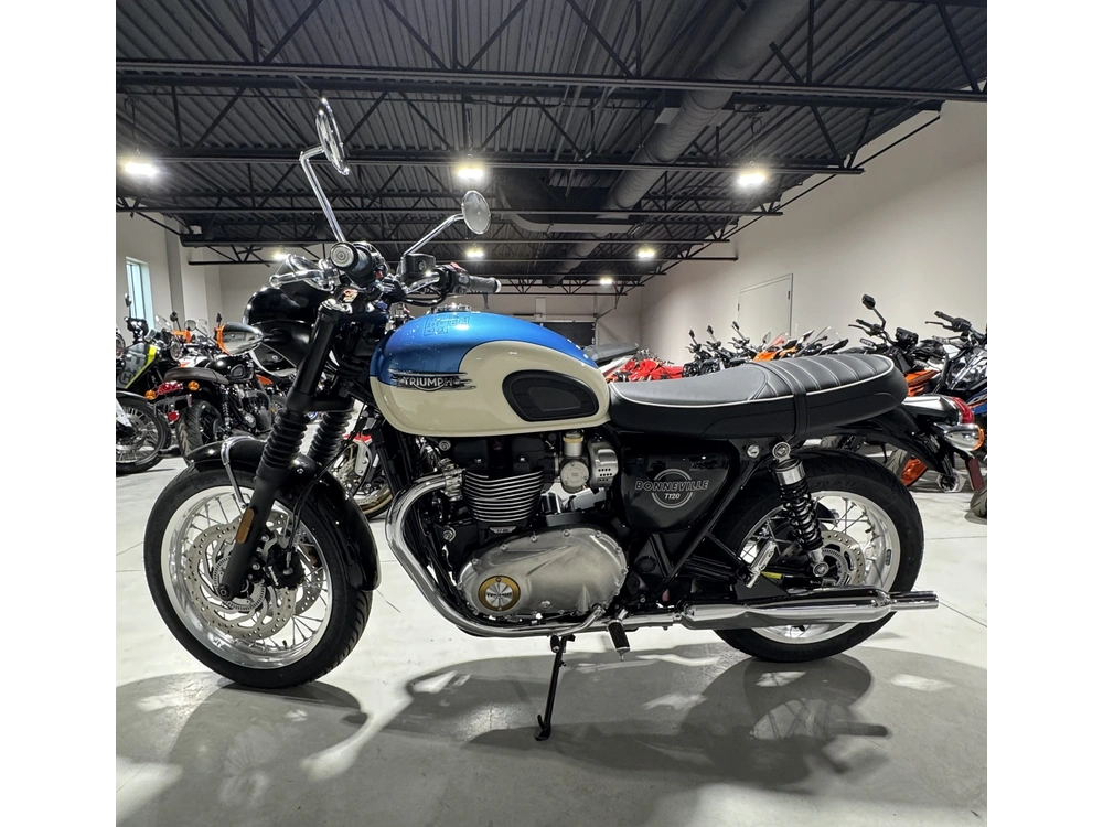 2026 Triumph Bonneville T120 alt