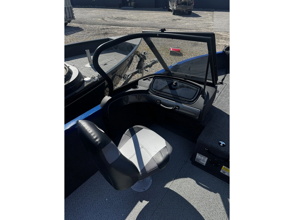 2026 Crestliner 1750 Hawk Wt Js alt