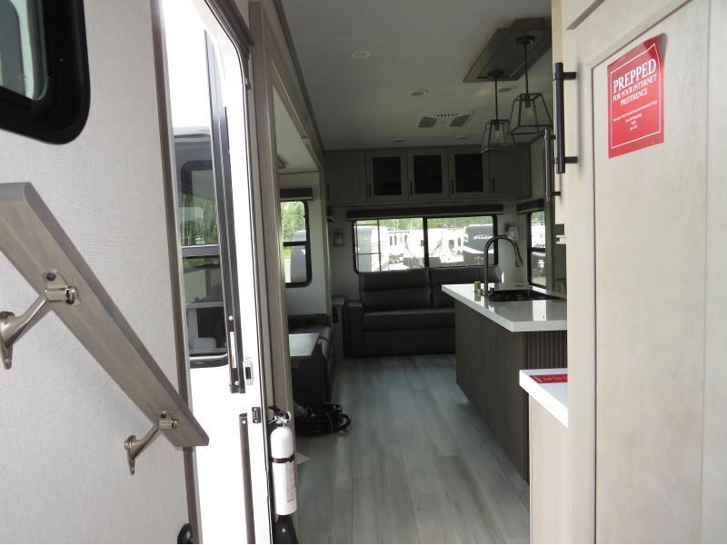 Grand Design Influence 2903rl 2026 alt
