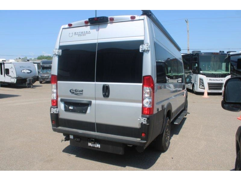 Entegra Coach Ethos 20t 2026 alt