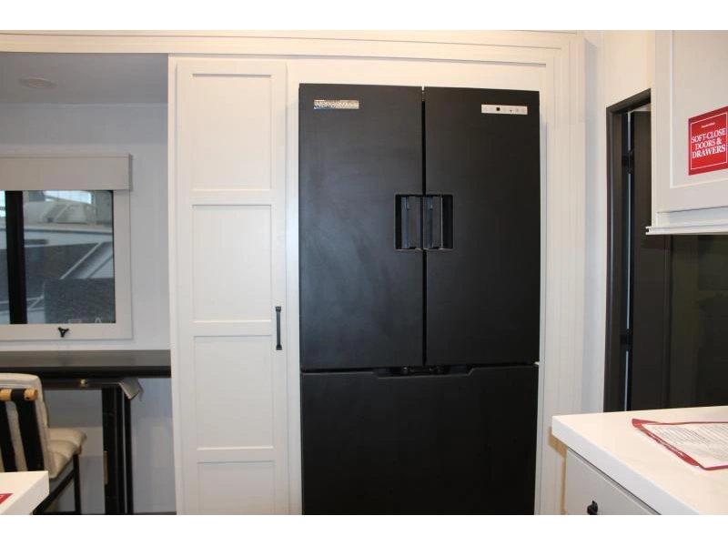 Grand Design Momentum 344m 2026 alt