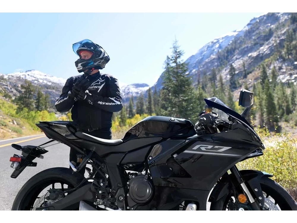 2026 Yamaha Yzf-r7 70th Anniversary alt
