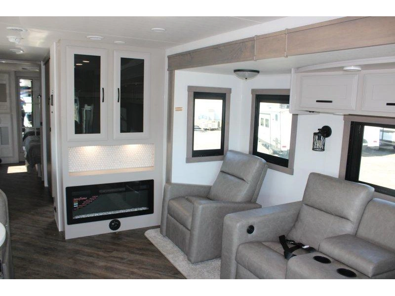 Jayco Precept 36h 2027 alt