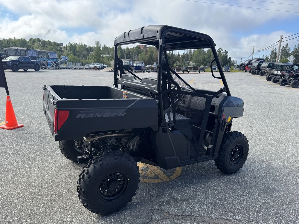 2026 Polaris Ranger 500 Stealth Gray alt