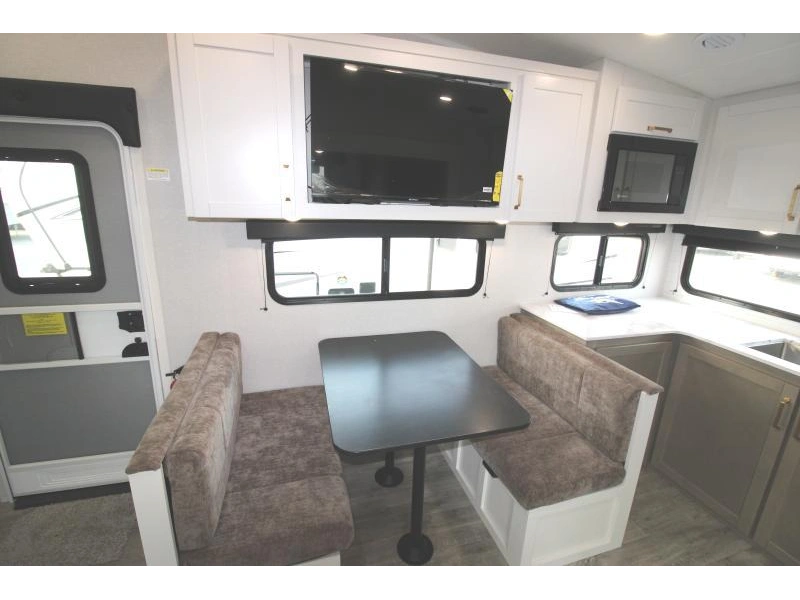 Jayco Eagle 24mle.sle 2026 alt