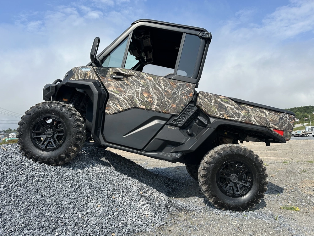 2026 Can-am Defender Ltd Hd11 alt