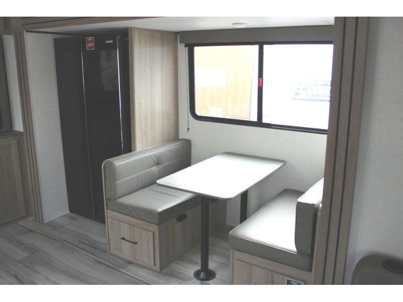 Keystone Rv Coleman 25rex 2026 alt