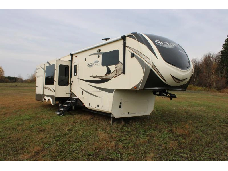 Grand Design Solitude 360rl 2018 alt