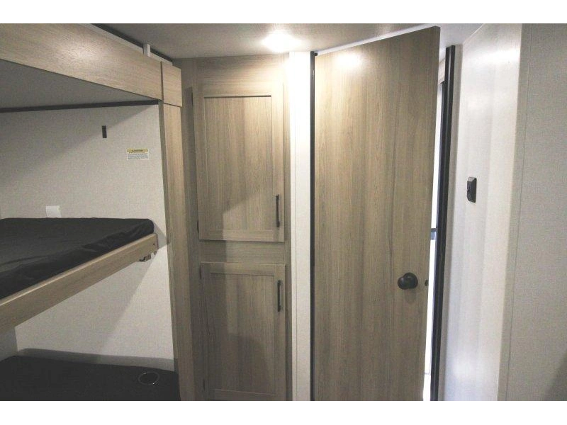 Keystone Rv Coleman 29bx 2026 alt