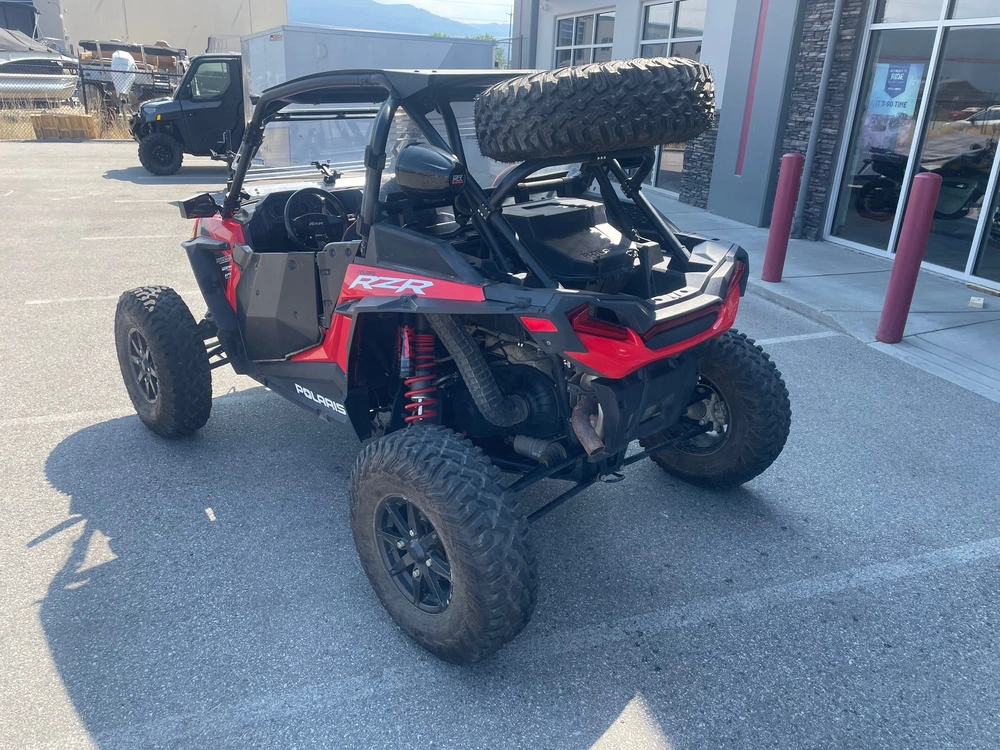2018 Polaris Turbo S Ultimate alt