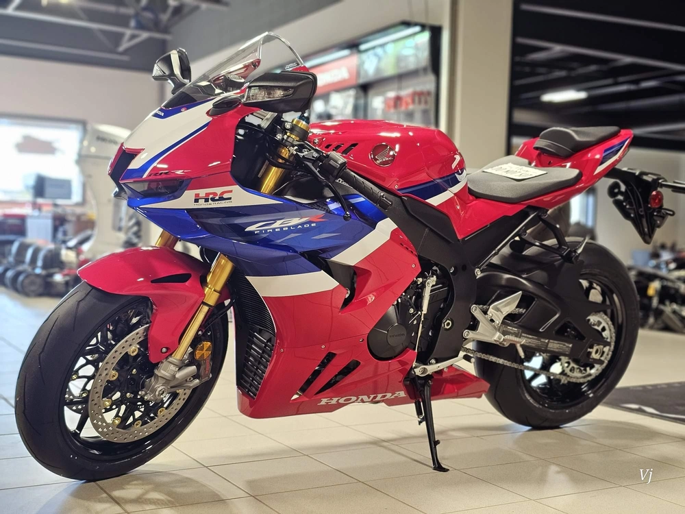 2026 Honda Cbr1000rr-r Fireblade Sp alt