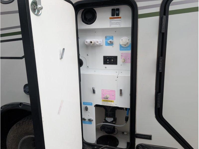 Winnebago Ekko 23b 2025 alt