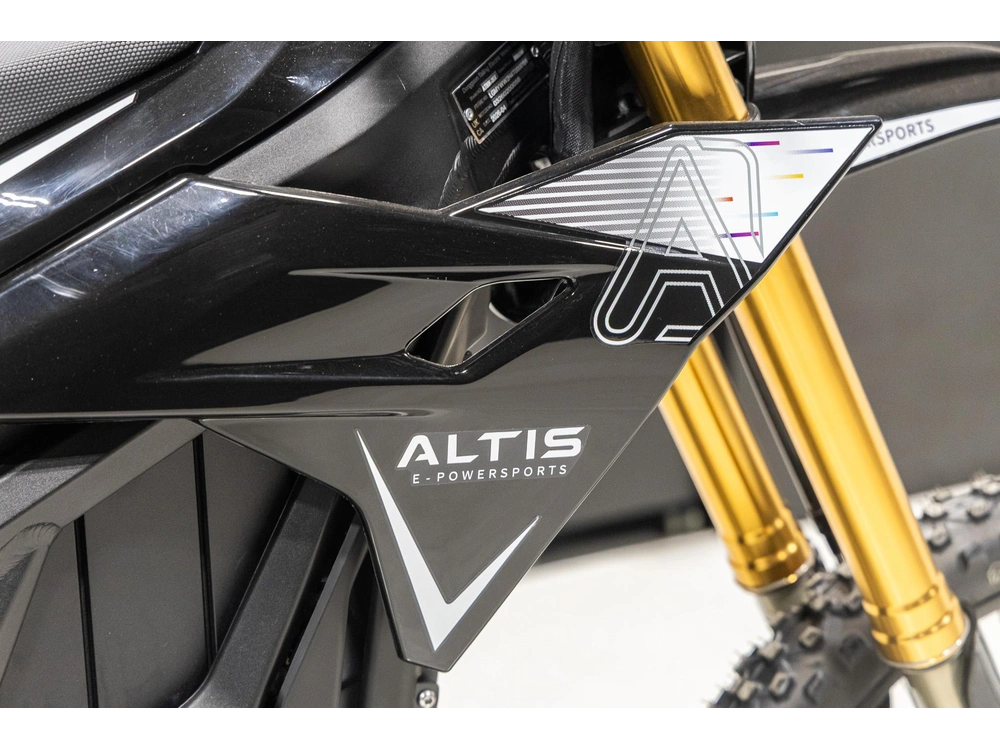 2026 Altis Sigma alt