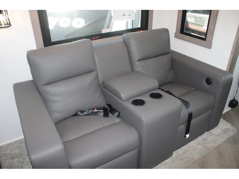 Jayco Precept 36h 2027 alt
