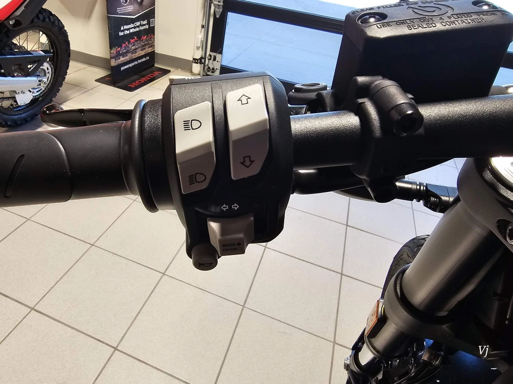 2024 Ducati Scrambler 800 Nightshift Abs alt