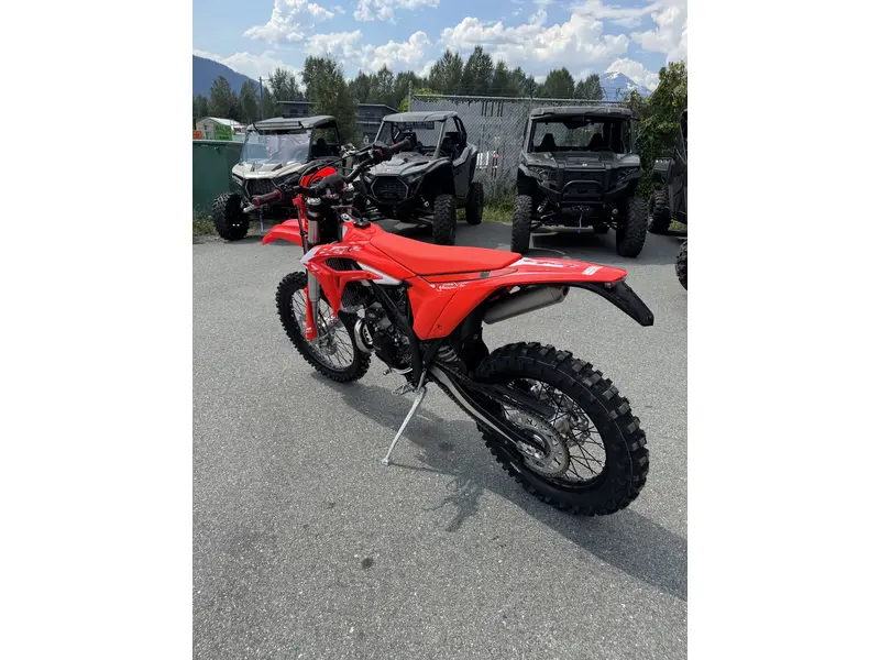 Beta Xtrainer 300 *$94 Bi-Weekly* 2027