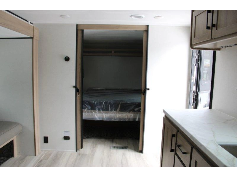 2026 Keystone Rv Coleman 26bx alt