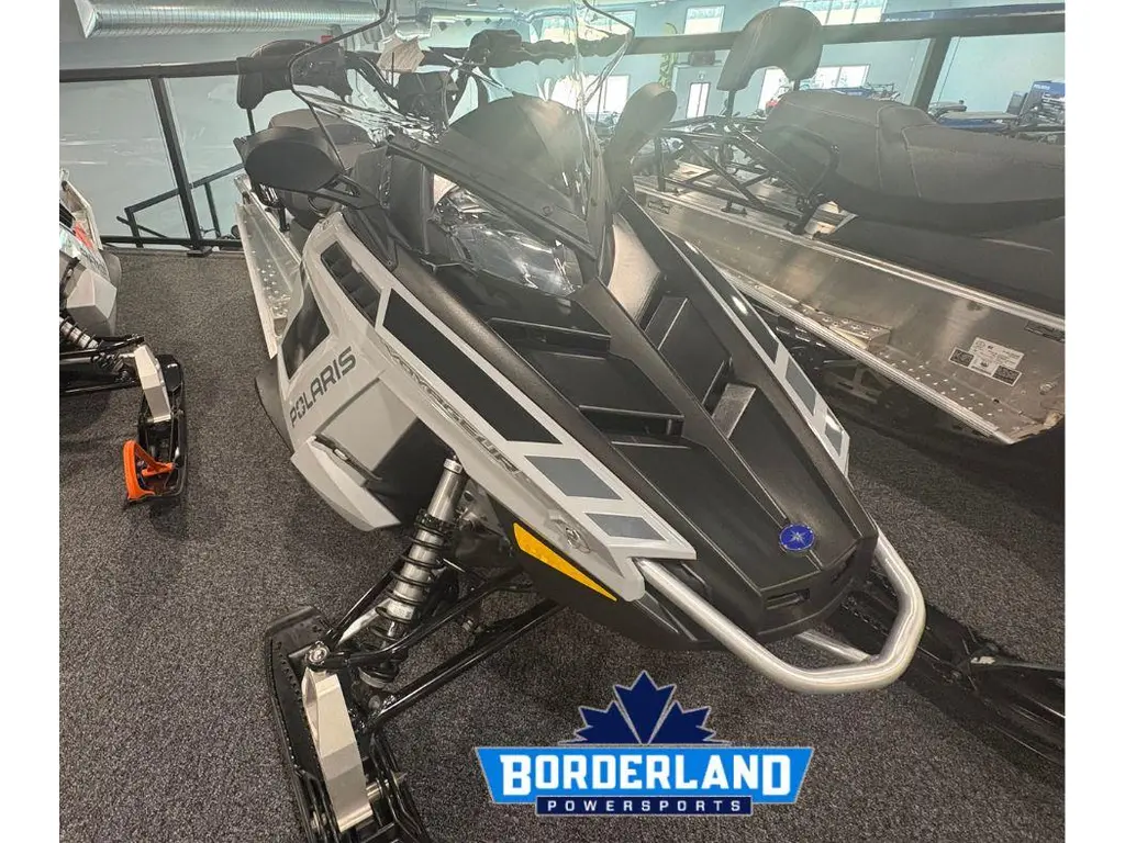 2025 Polaris 550 VOYAGEUR LXT 144 NORTHSTAR EDITION 
