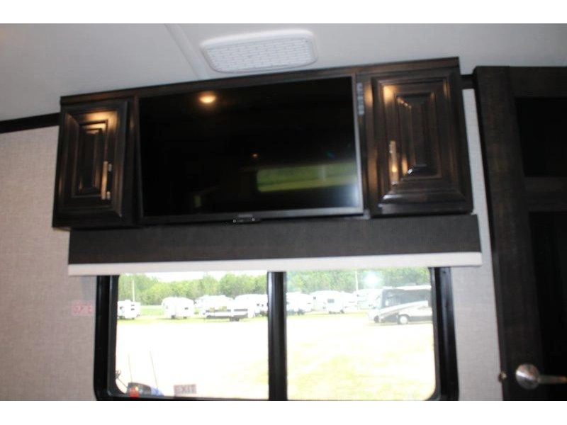 Jayco Pinnacle 36kpts 2022 alt