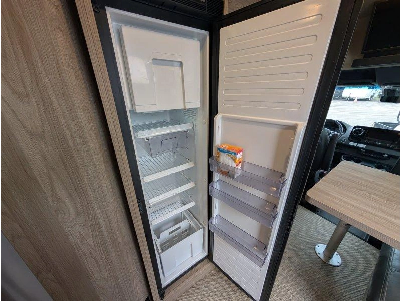 Winnebago Ekko 23b 2025 alt
