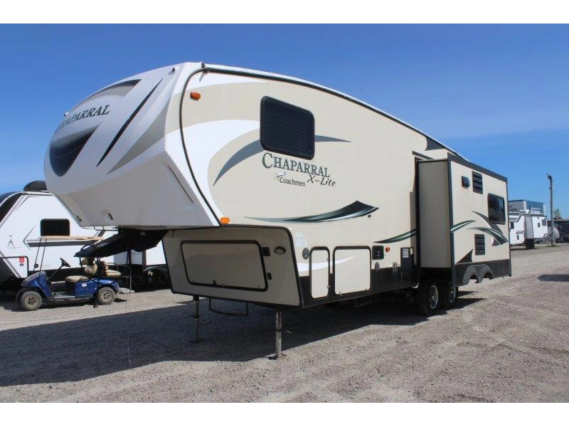 Coachmen Chaparral 31rls 2016 alt