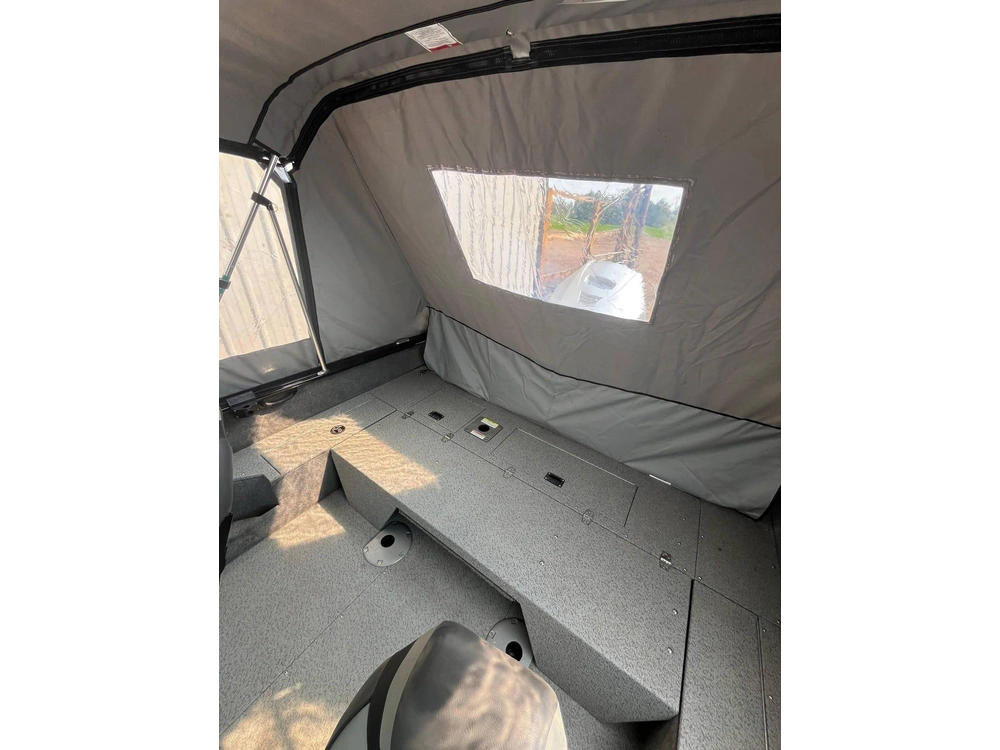 2018 Lund Boat Co 1775 Impact alt