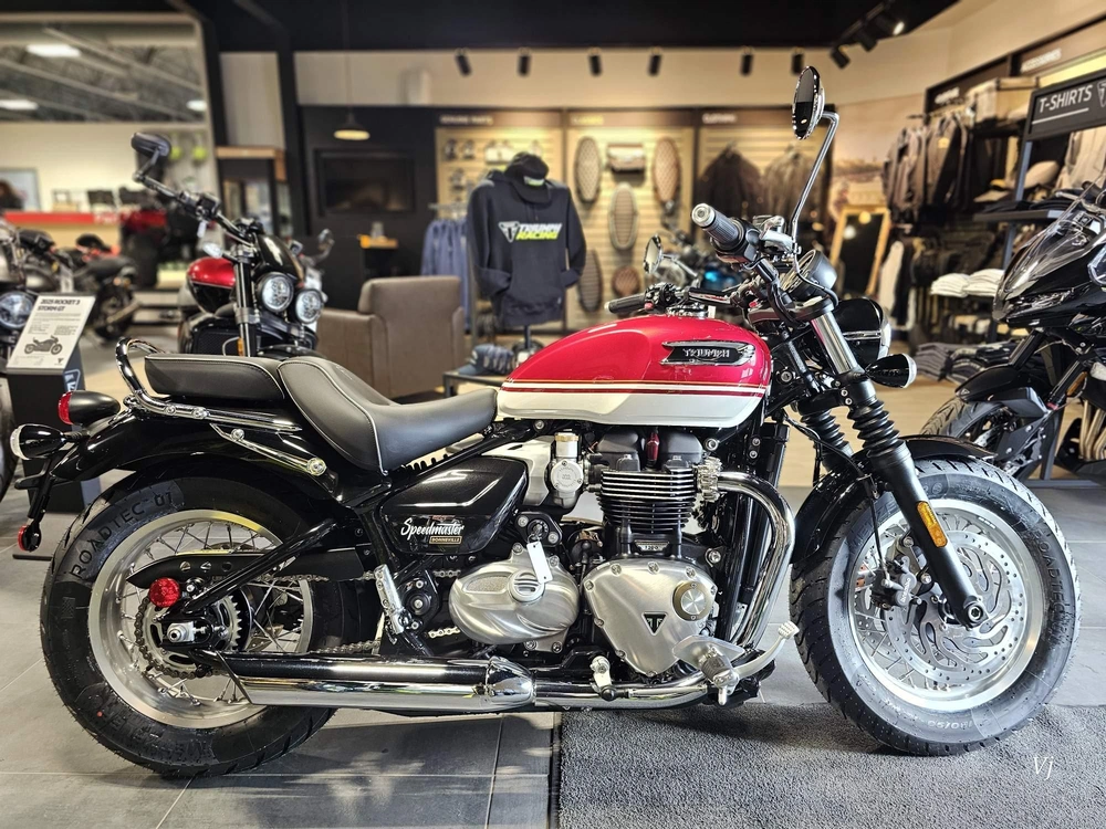 2026 Triumph Bonneville Speedmaster alt