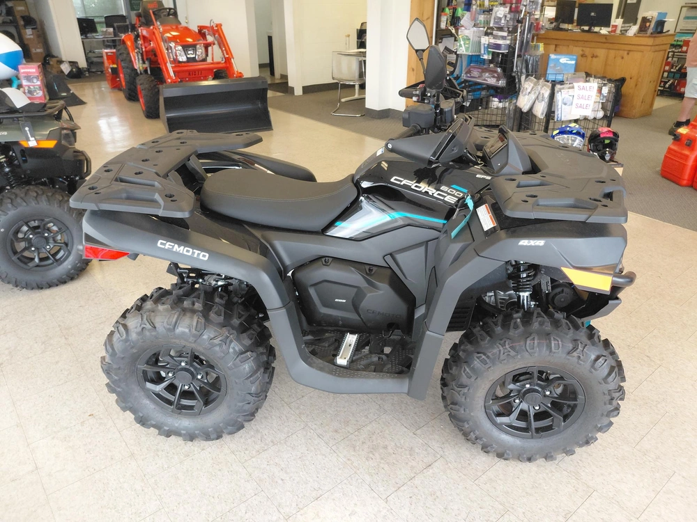 2026 Cfmoto Cforce 600 alt