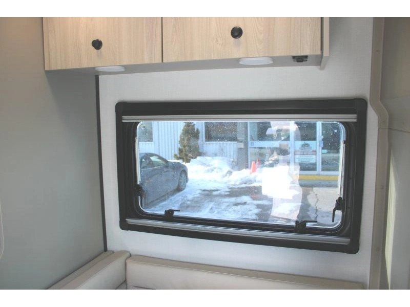 Entegra Coach Condor 22t 2026 alt