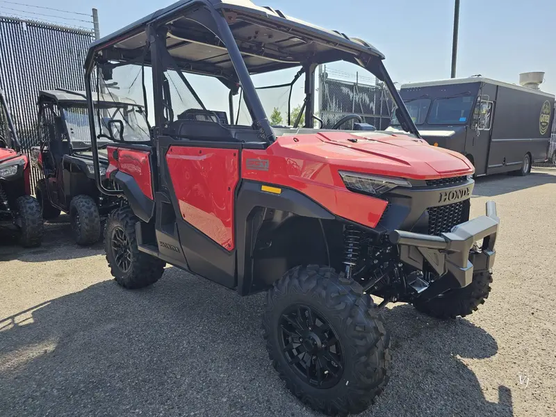 2026 Honda Pioneer 1000-5p Deluxe alt