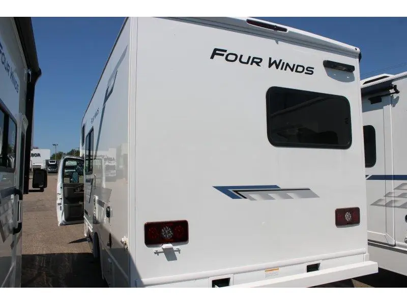 Thor Motor Coach Four Winds 2027