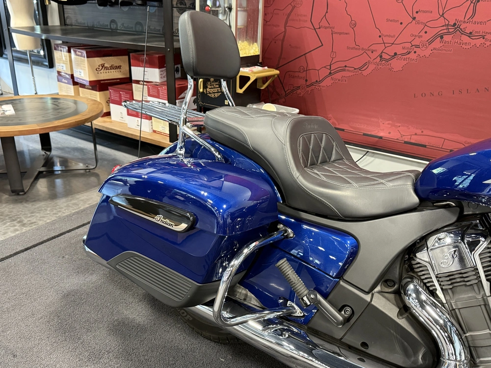 2020 Indian Motorcycle Challenger Limited alt