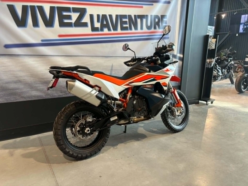 Ktm Adventure R 890 2024 alt