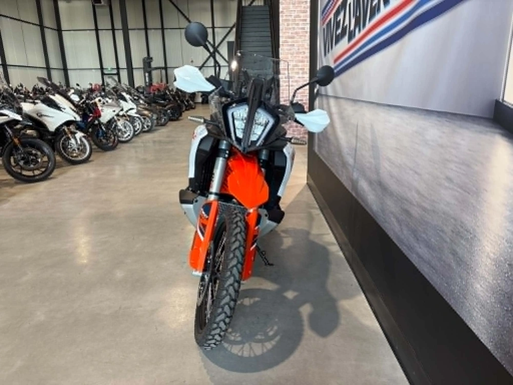 Ktm Adventure R 890 2024 alt