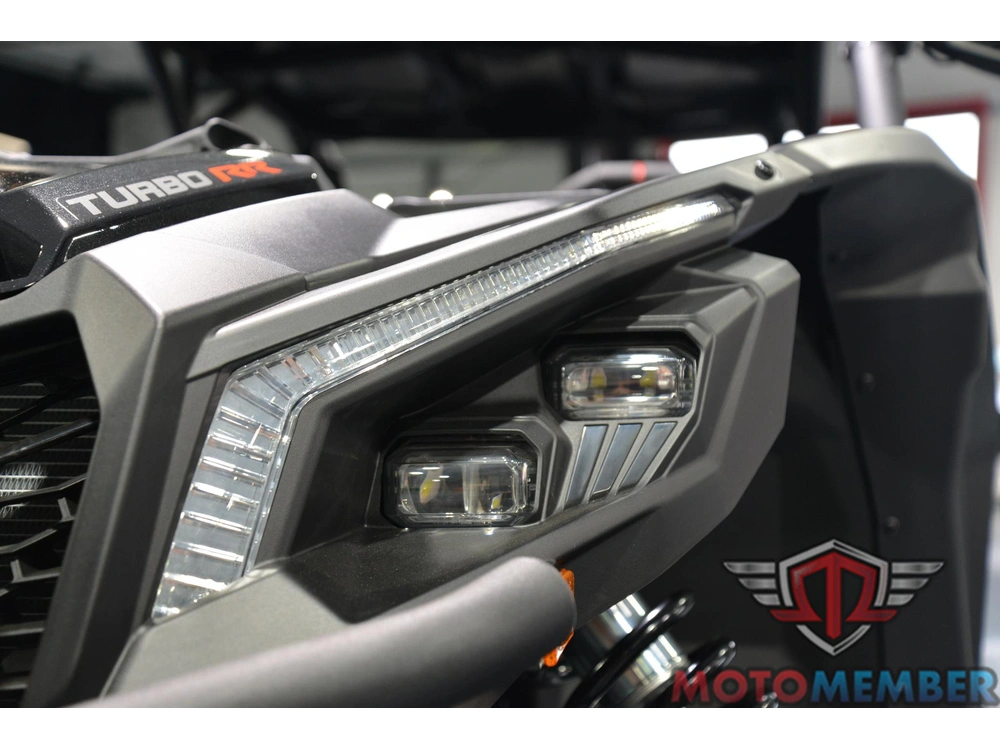 2026 Can-am Maverick X3 Max X Rs Turbo Rr Triple Black_10.25 In Infotainment alt