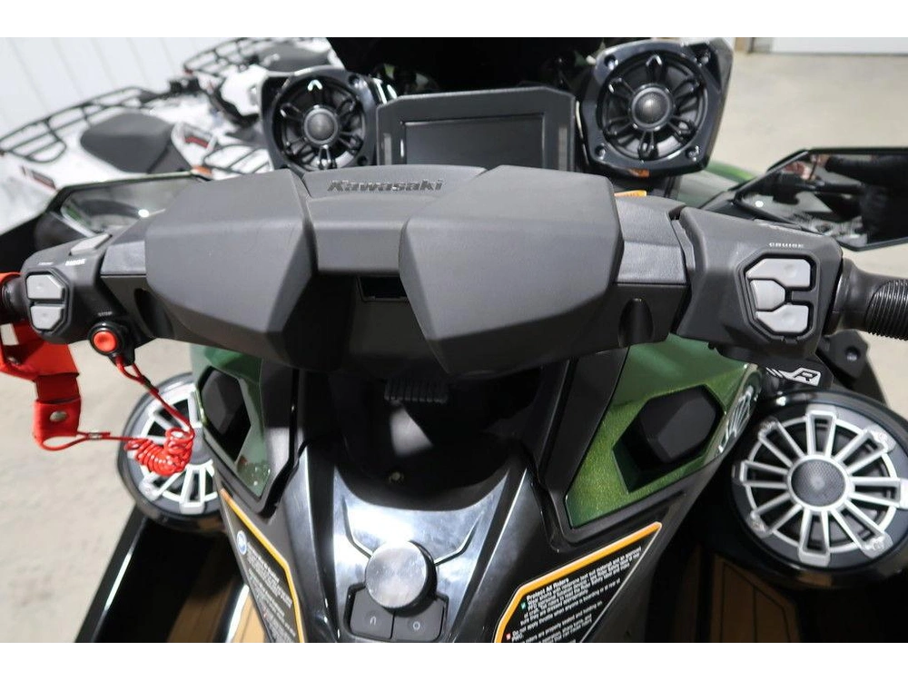 2025 Kawasaki Ultra 310lx alt