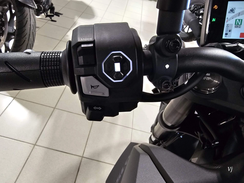 2025 Honda Cb750 Abs alt