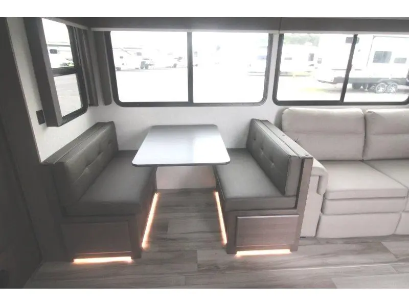 2027 Keystone RV Cougar 26LBW