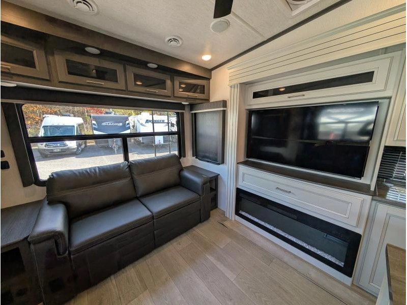 2024 Keystone Rv Cougar 290rls alt