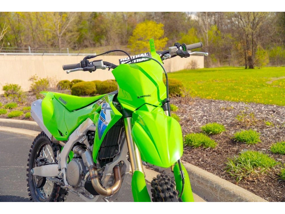 2026 Kawasaki Kx™450x alt